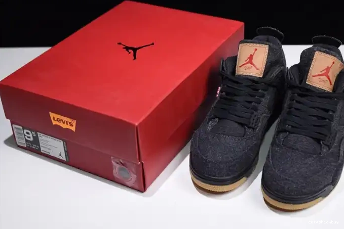 4 'black' Jordan Air x Levi's AO2571-001 0705